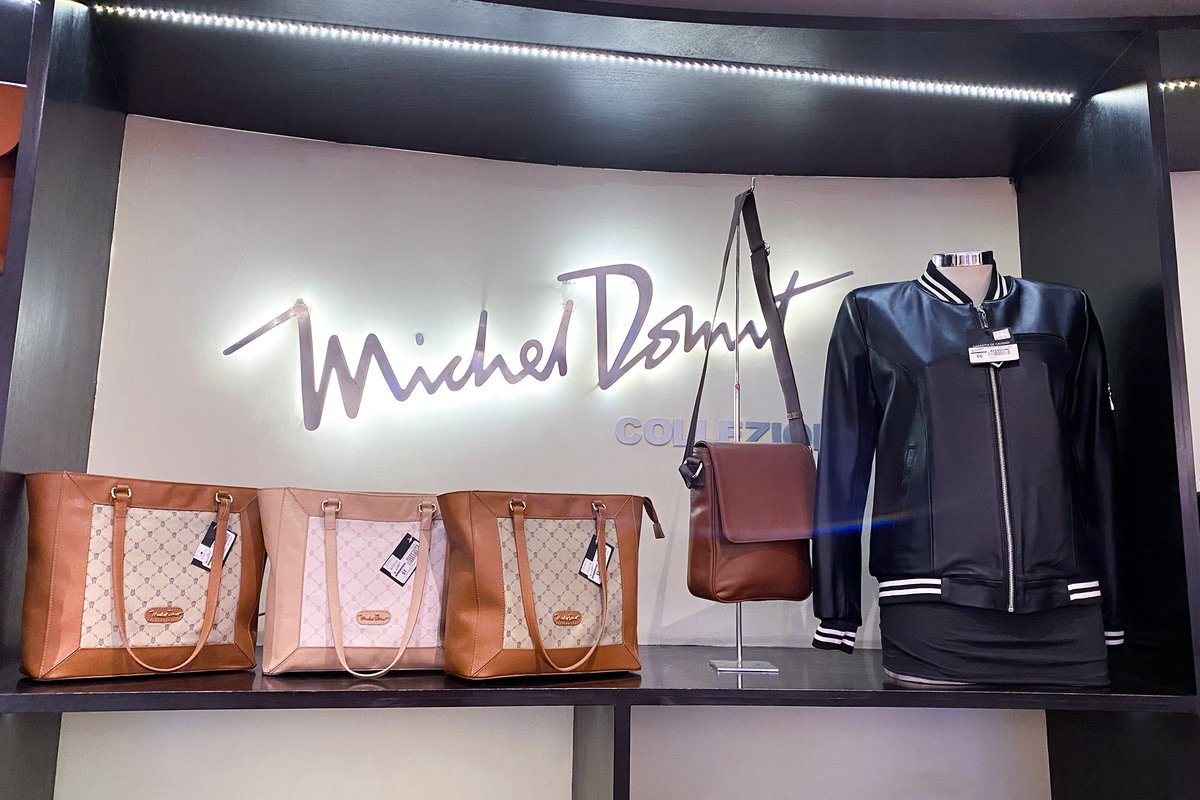 Michel_Domit's tweet photo. Visita nuestra tienda en Angelópolis Lifestyle Center, nos encuentras en la siguiente dirección: Blvd. del Niño Poblano No.2510 Dep. N Local 145 / 146 Mz Colonia Concepcion La Cruz. Puebla. ¡Te esperamos! 🤩

Descubre más tiendas #MichelDomit aquí ➜ https://t.co/kiTNOWZNT8 https://t.co/d2P5hy1MJD