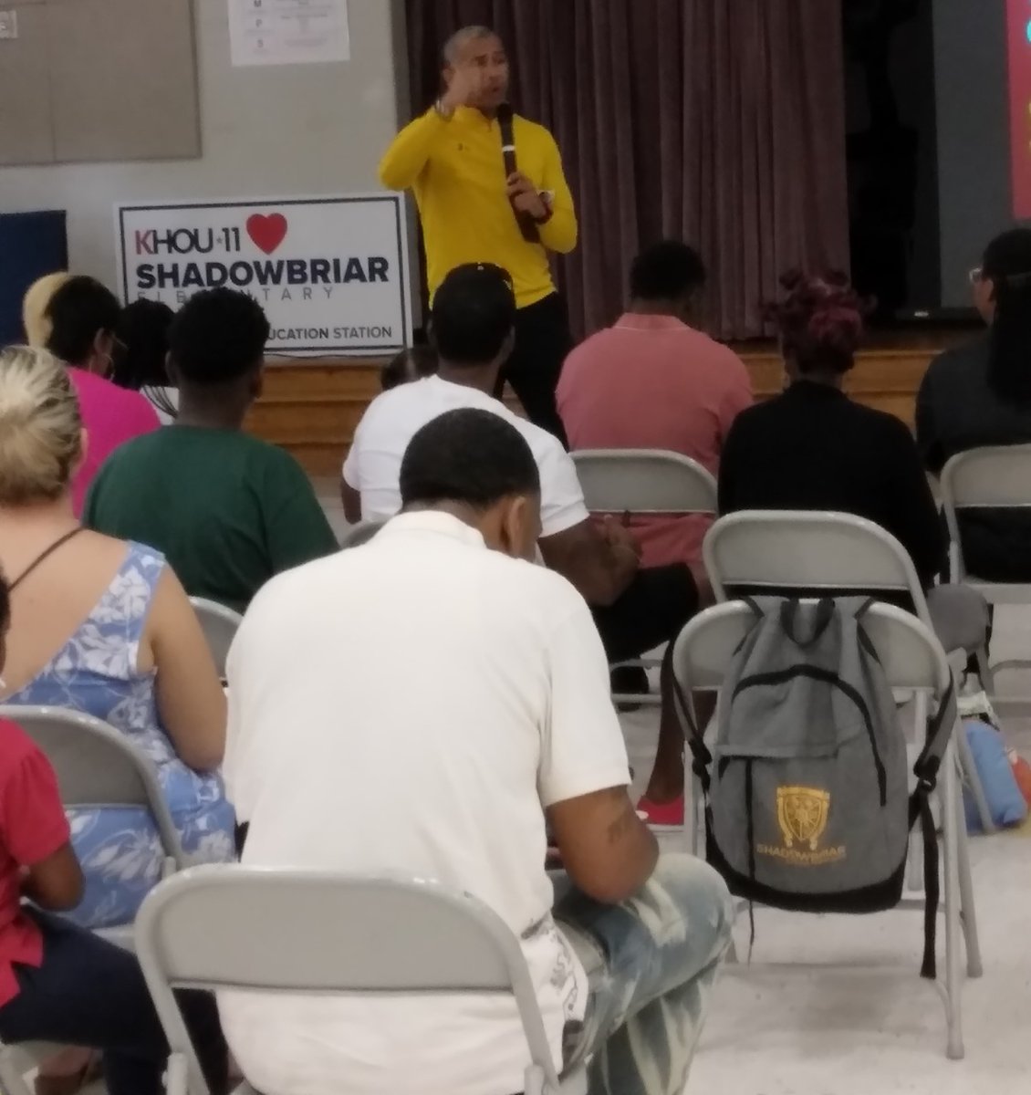 writers_ms's tweet photo. STAAR Night 2023 at Shadowbriar Elementary School!
@shadowbriares @TeamHISD @TheLeaderinMe 
#STAAR #Bulldogs #HISD https://t.co/W6WLLzL02k