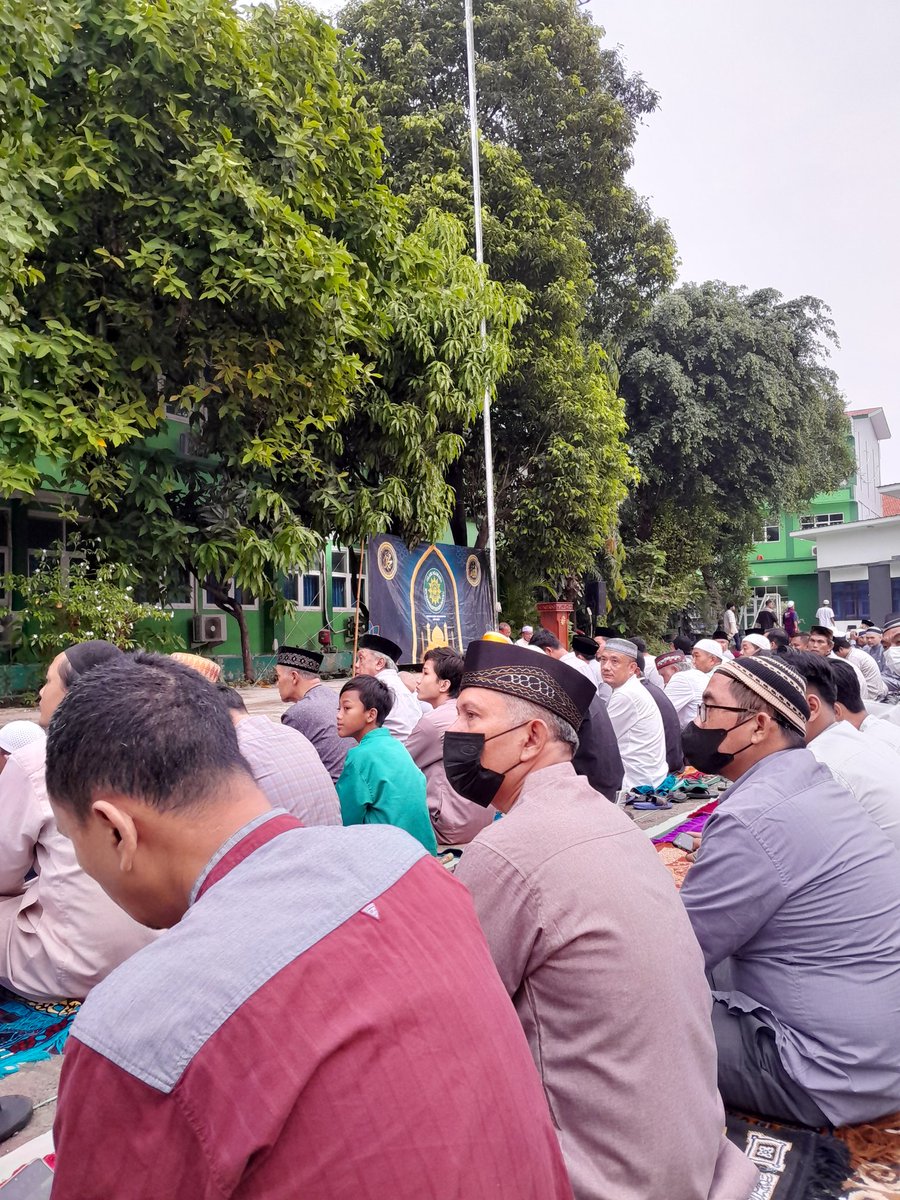 Selamat Idul Fitri 1444 H yang merayakan hari ini. #Lebaran