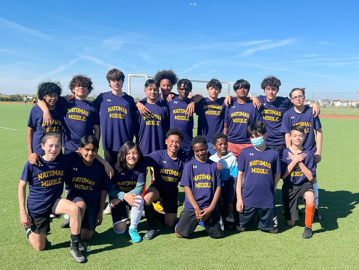 AthleticsNusd's tweet photo. The NUSD 7/8th ⚽️ league continues today!! Natomas Middle hosting Leroy Greene 👏🏽👏🏽 #nusdstudentathletes #letsgopanthers #letsgolions #workinghardhavingfun #teamwork @LGA_Athletics @NatomasUSD https://t.co/Q9Upw3nmVr