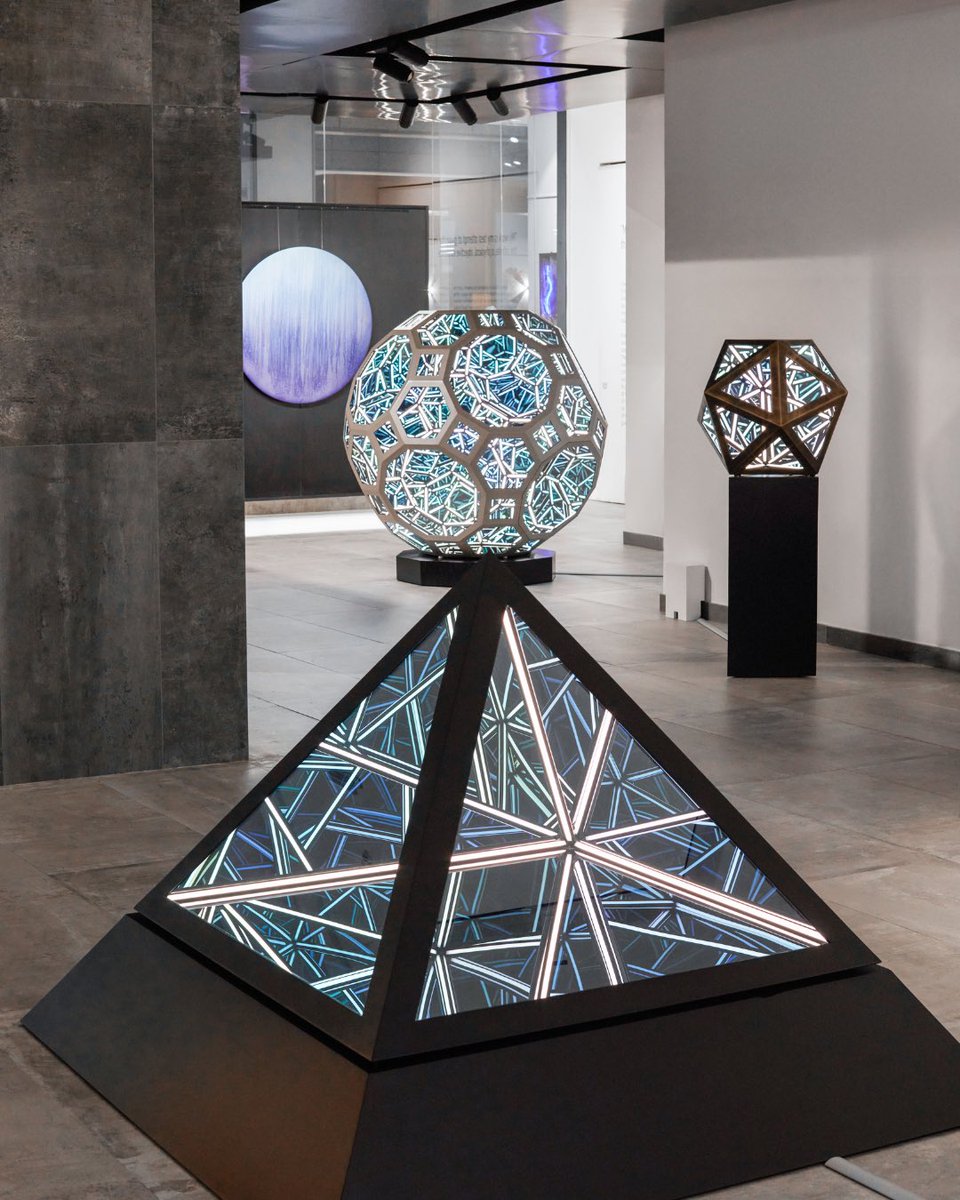 Gallery Of Digital Assets ⚪️ tweet media