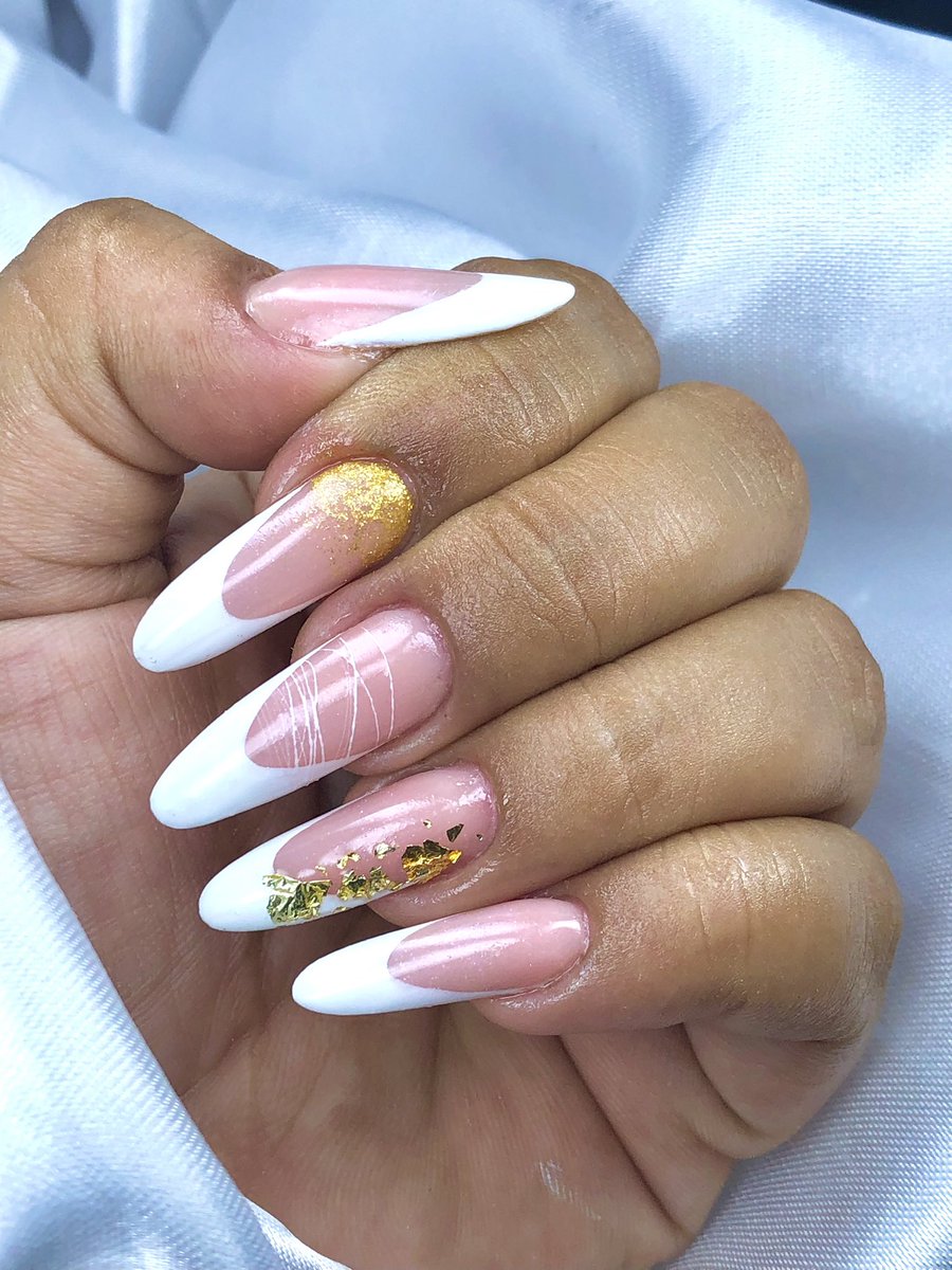 tapiremadesign's tweet photo. Reversa de milhões 🤍
.
.
.
#acrigel💅 #acrigelnails #acrigelpremium #unhaacrigel #unhasdecoradas #unhasdegel #unhas💅 #unhaslaranjasdecoradas #unhaslindas #unhaseesmaltes #gelnatips #gelnails #postiçarealista #posticarealista #postiçarealista😍 #acrygel #fibradevidro #moldef1 https://t.co/hd3y2Lnpf9