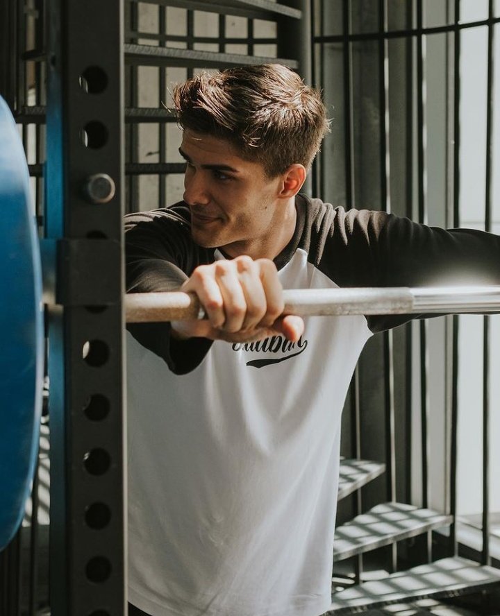 kadinlar ne mi ister?
bu arkadaslar bu.