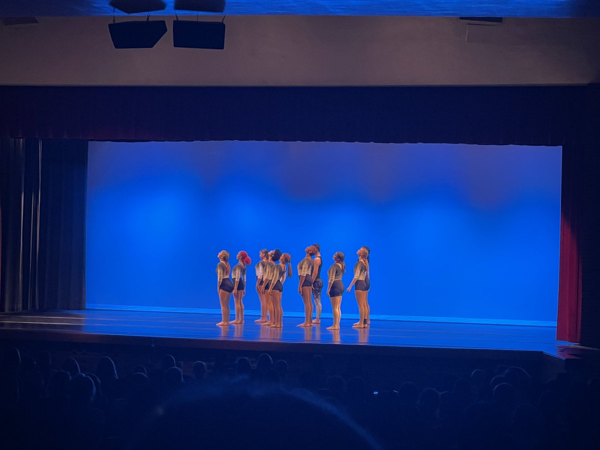 GBHSaacps's tweet photo. The GB Spring Dance Concert was a success. Thank you to our dancers for your hard work especially our seniors. #gophernation #GBdance ❤️🤍 https://t.co/k1bxJvBJXB