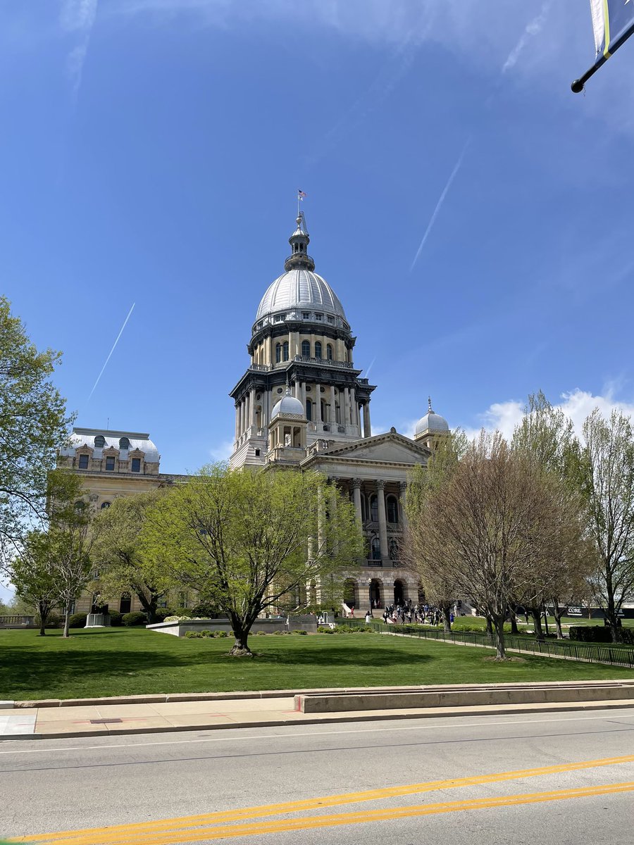 BensenvilleIL's tweet photo. Village President Frank DeSimone and Village Manager Evan K. Summers spent the past two days in #Springfield to lobby with the @DMMC_COG . The team remains hopeful we can see movement to bring back local dollars through the LGDF! #investincommunities #BensenvilleStrong https://t.co/KMb77m0gxM