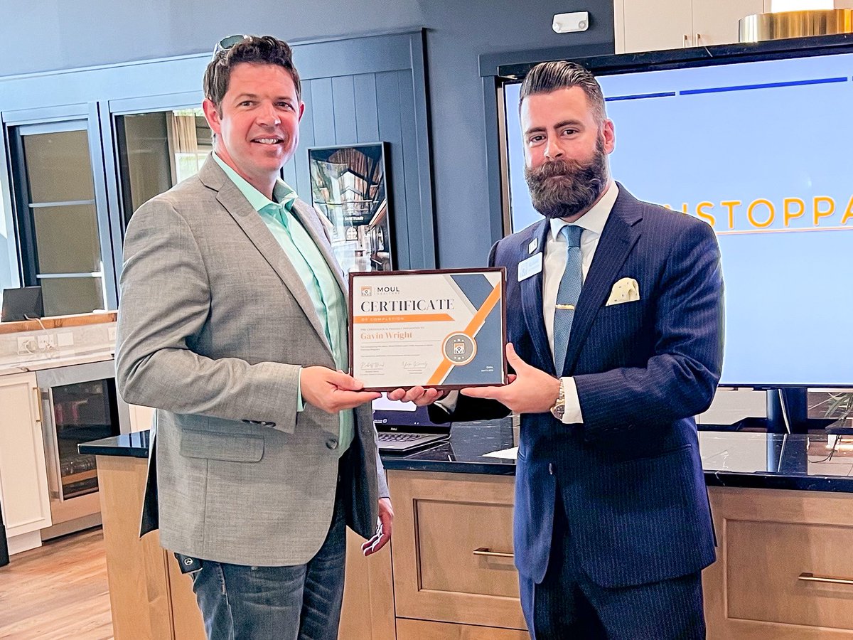 Congratulations to the newest Moul, REALTORS® Team Members who completed the extensive 6-Week Moul, REALTORS® Learn With Purpose® Training Program! Please join us in welcoming: Jessica, Claudia, Jen and Gavin! Welcome aboard!