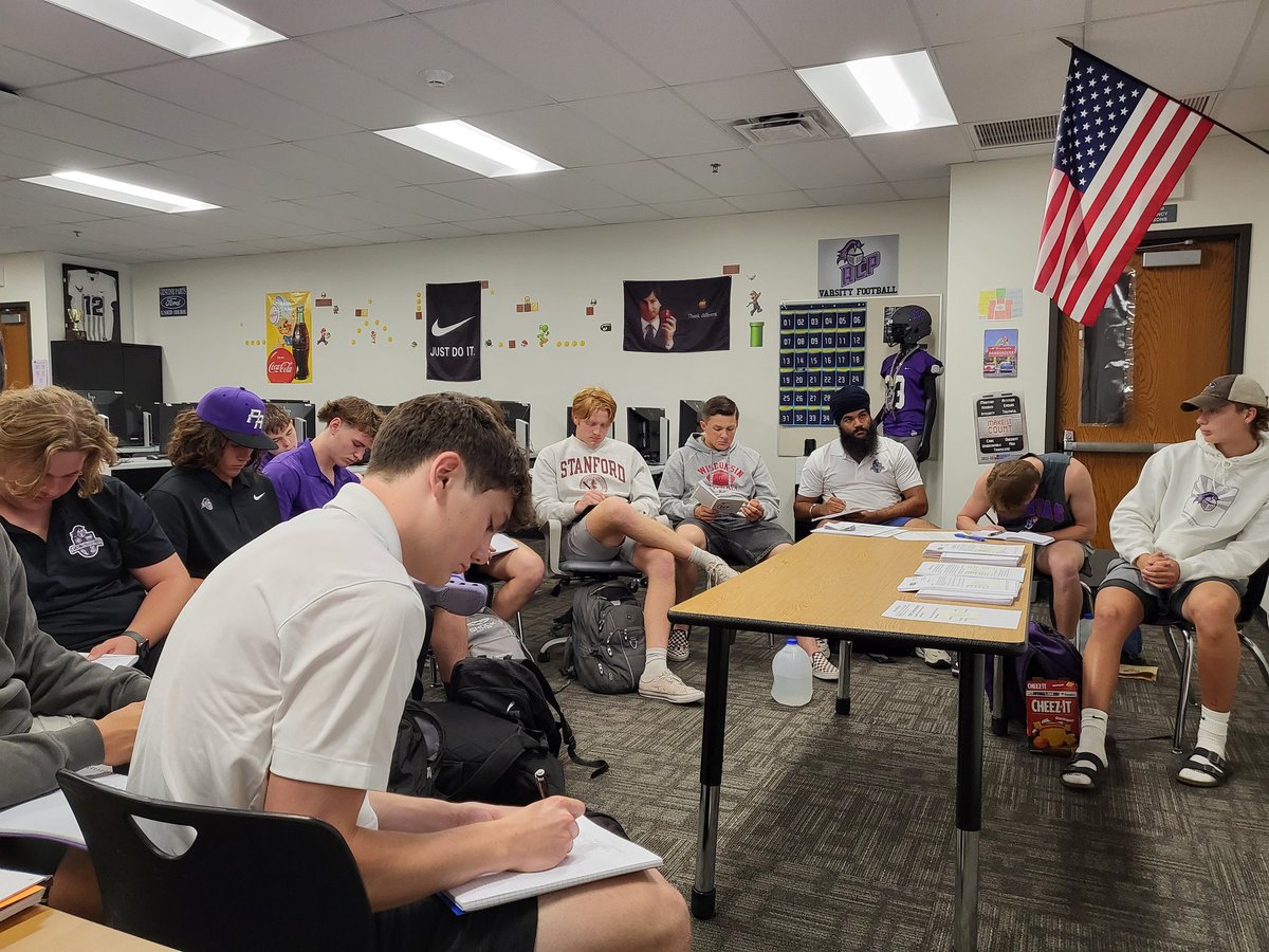 Not going to post about every ACP Football Leadership session but the 1st one was special. This group is passionate about this program! #jUSt @ACPAthletics @CUSDAthletics