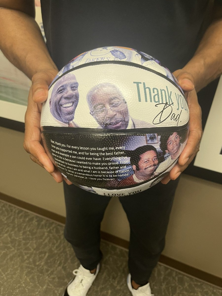 MagicJohnson's tweet photo. I want to send a special thank you to artist Brittany Baham for creating this incredible basketball in memory of my father! 💚🤍 @BahamMultimedia https://t.co/VtH1ZqRmx8