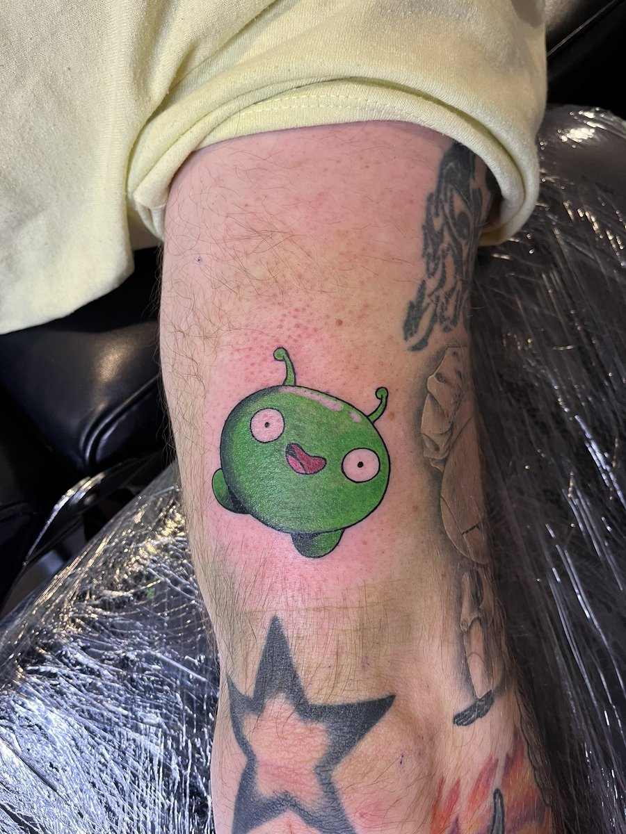 DJIGSAW's tweet photo. Welcome to the family 😀
#newink #mooncake #finalspace #wewantmore #conanforpresident https://t.co/y9O5U68J99
