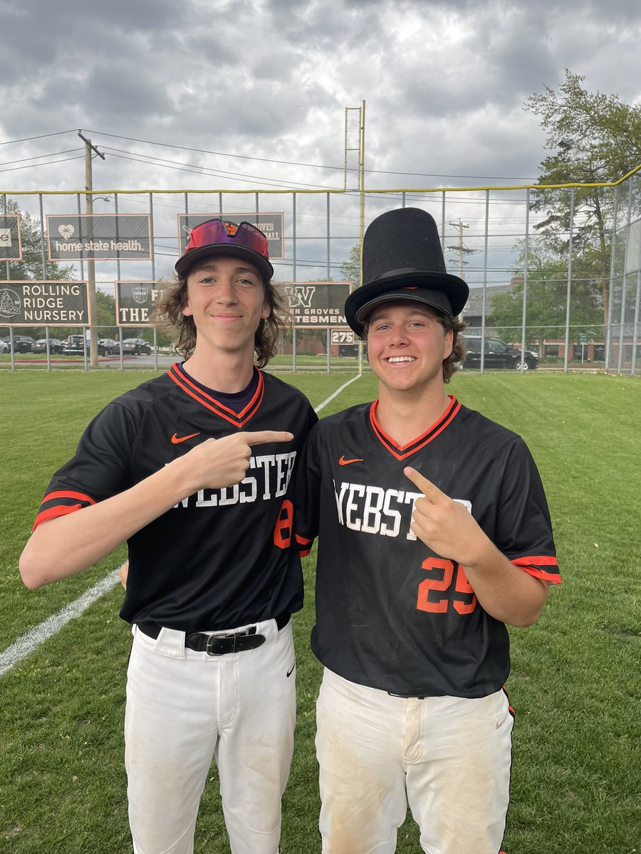 HardballWg's tweet photo. Win Streak extended to 3! Statesmen top Northwest 10-6. @StisserGraham earns the Top Hat for his 2-4 performance, including a huge RBI 2B! @statesmensports https://t.co/GFPnDJc0Xw