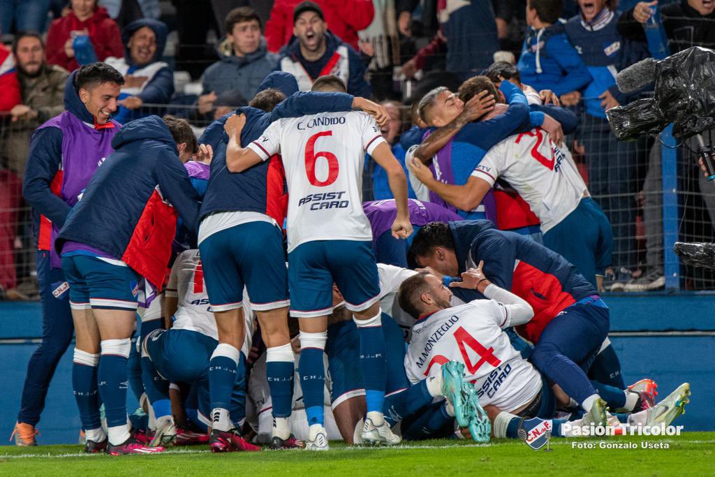 PASIÓN TRICOLOR tweet media