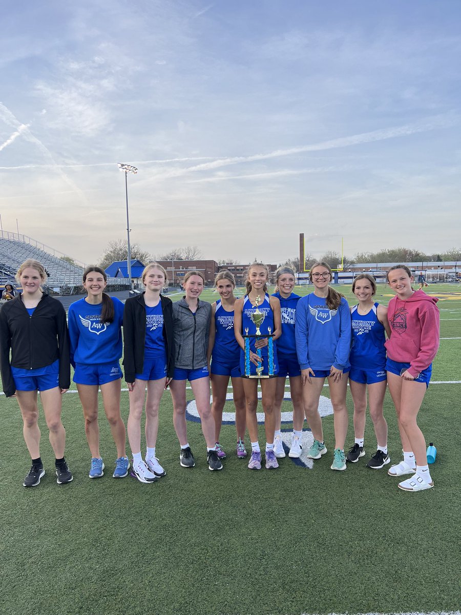 AWJHAthletics's tweet photo. 🚨 both our girls and boys track teams showed some Generals Grit at the Panther Relays tonight. It came down to the very last race! 

🏆 Girls: FIRST PLACE by 4 points 
🏆 Boys: FIRST PLACE by 1 point https://t.co/XynFXiFyTp