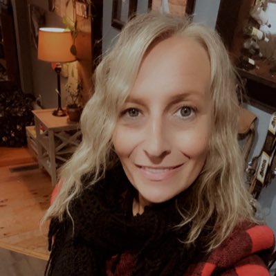 CamberlyClark's tweet photo. #NewProfilePic https://t.co/nYPlRMGHEt