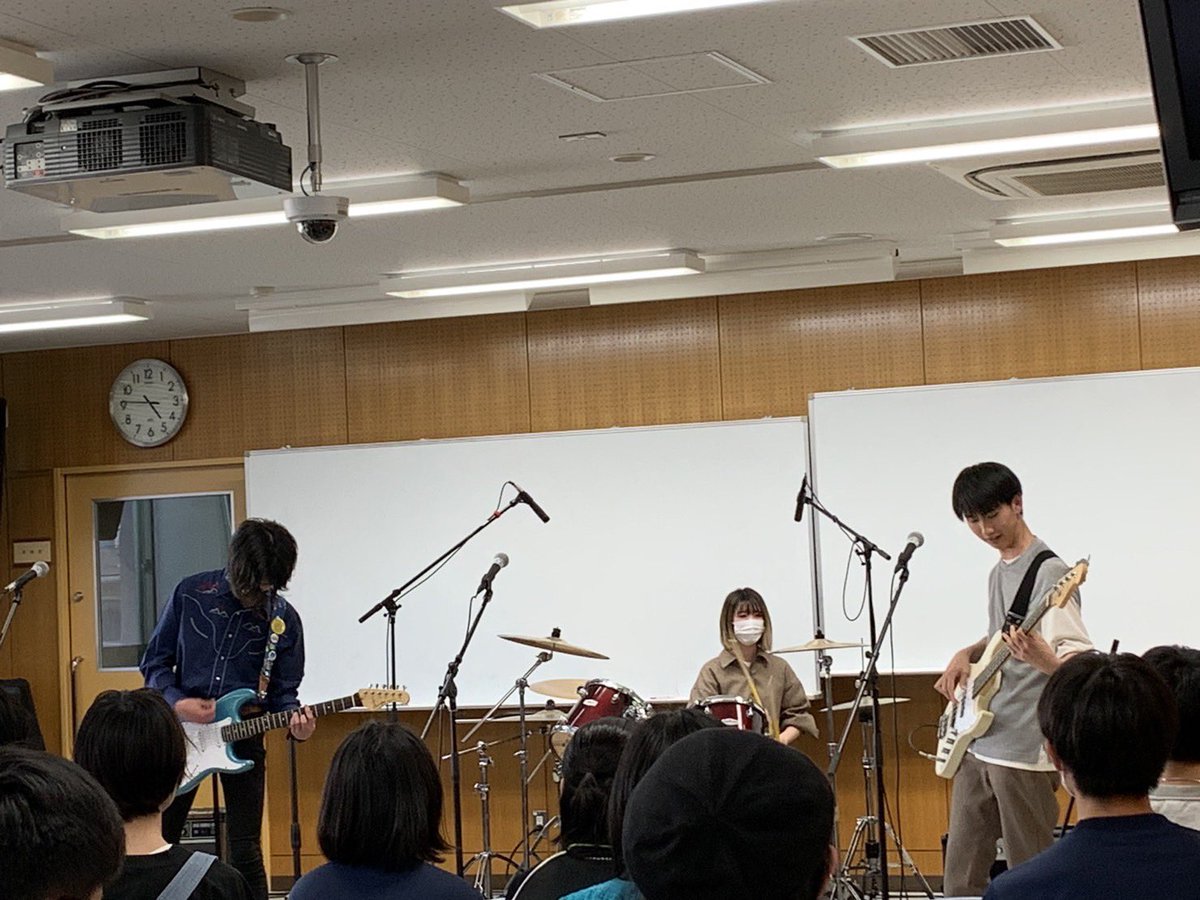 Element_genso's tweet photo. 皆さん楽しんでくれて嬉しかったです!

新入生の皆さんご入学おめでとうございます!! https://t.co/NRYr9025ex