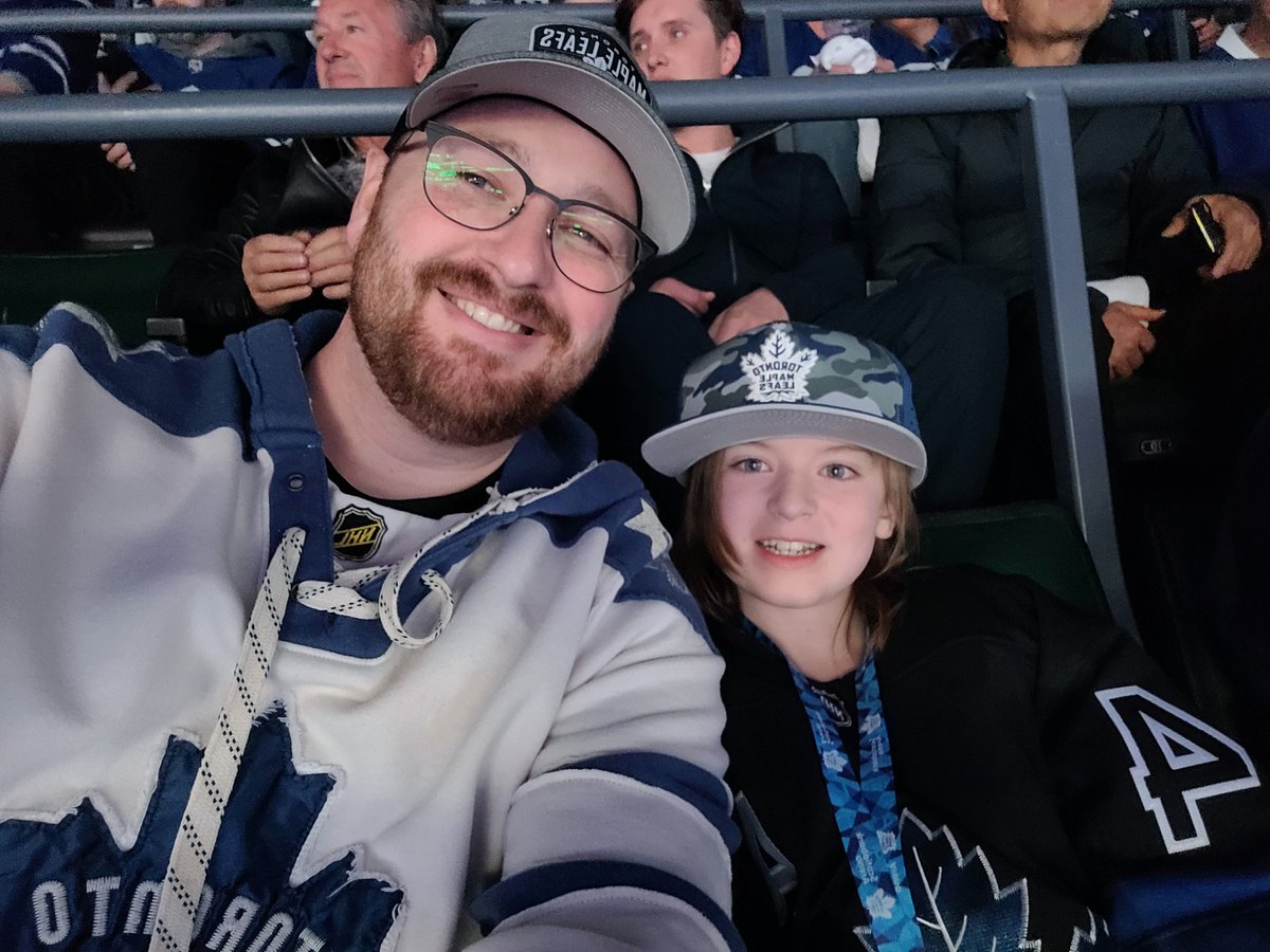 Bauer0624's tweet photo. First Leafs game!!!
#LeafsForever https://t.co/mayWWmJ5wV