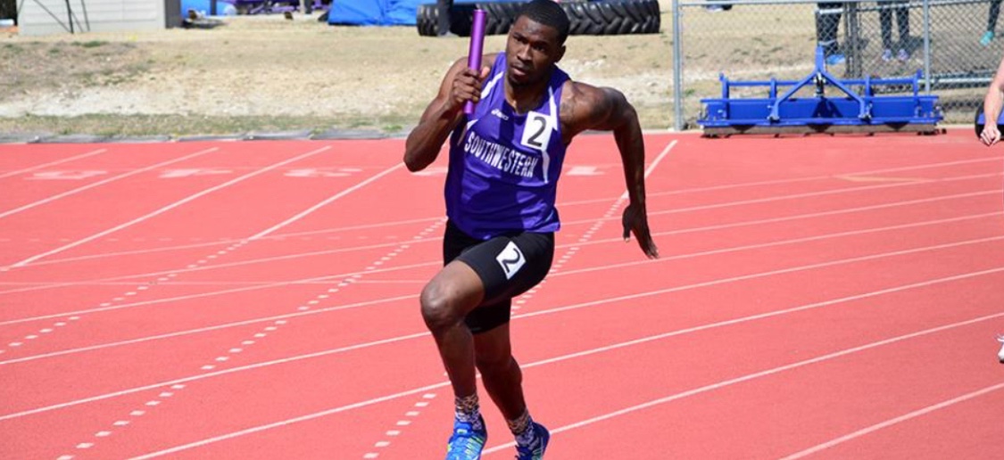 After a great conversation with coach Hoskisson I’m blessed to receive a ⭕️ 
<a href="/BuilderXCTF/">Southwestern Cross Country/Track & Field</a> <a href="/CoachBeJackedUp/">Coach Devon Campbell</a>  <a href="/dominique_criss/">Coach Dominique Criss</a> <a href="/bowievolfb/">Arlington Bowie Football</a> <a href="/coachjsam/">Joseph Sam</a>