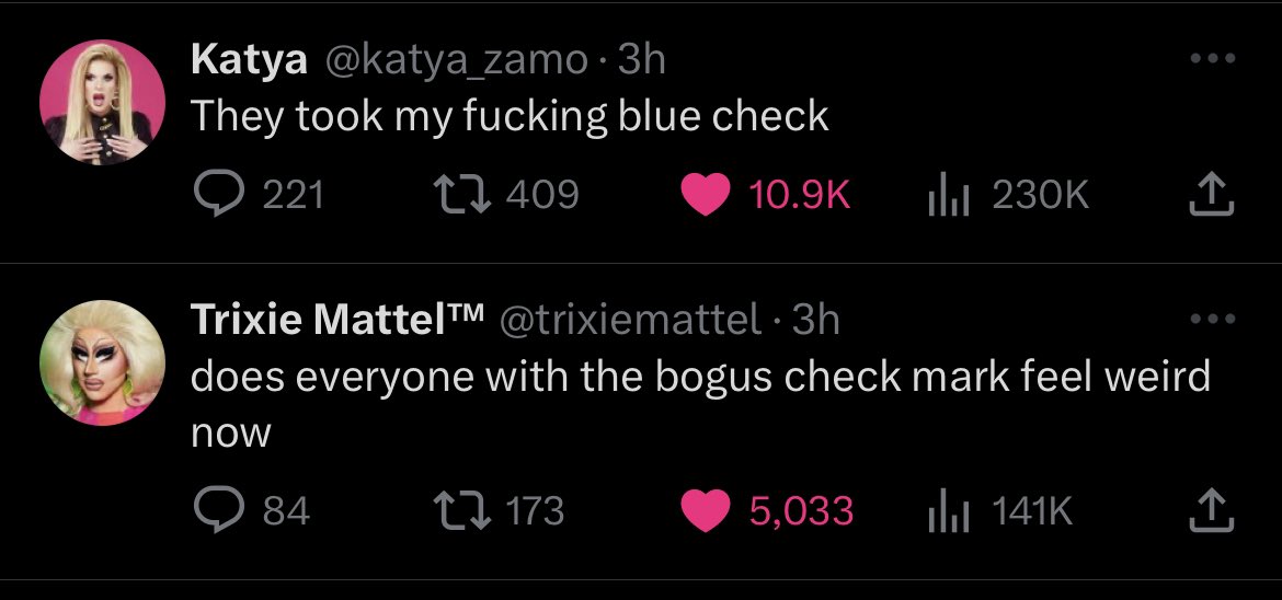dcaf_'s tweet photo. I know y’all did this on purpose @katya_zamo @trixiemattel https://t.co/P1ZUPceUg2
