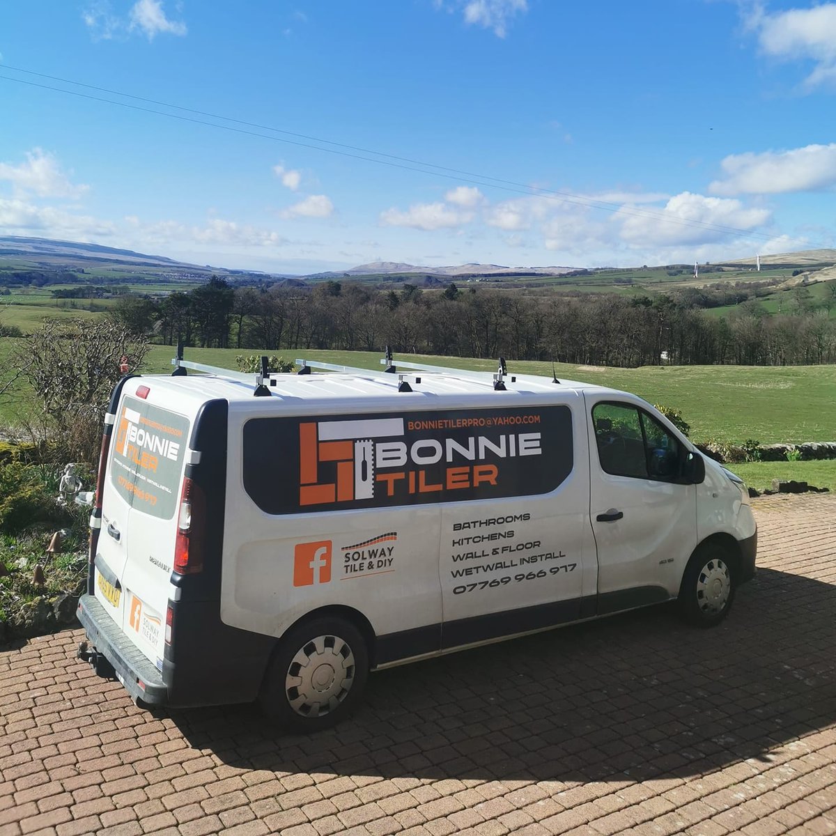 If you run a tiling company, now is the perfect time to subscribe to #TwitterBlue...