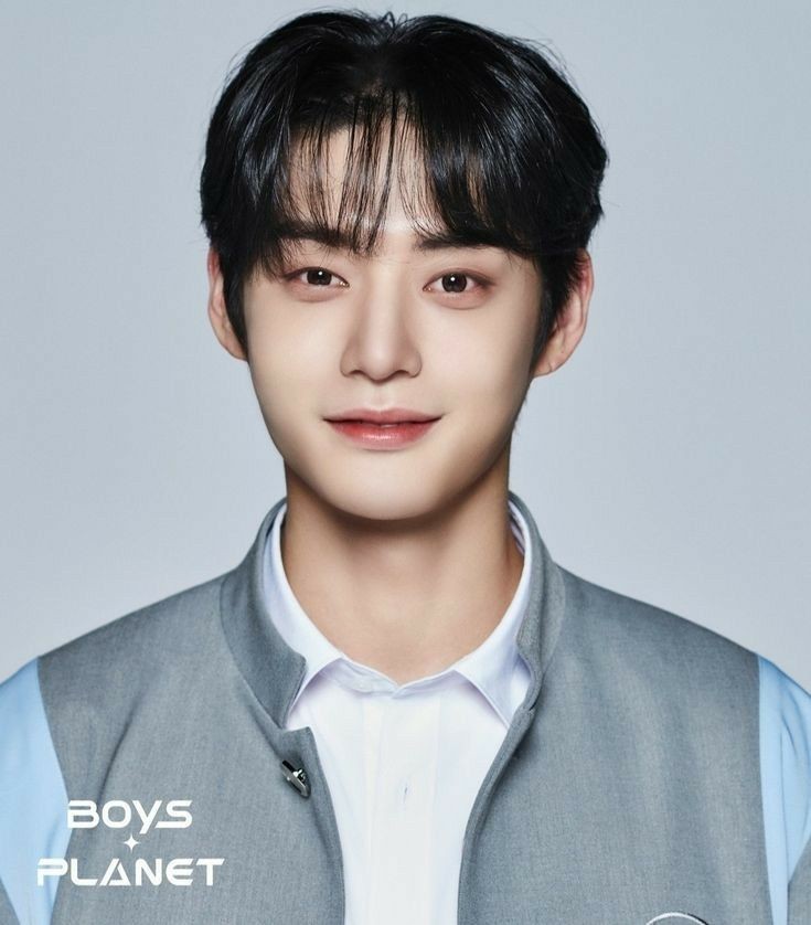 shiningtyu's tweet photo. zb1's snorez line https://t.co/ezetHzpSet