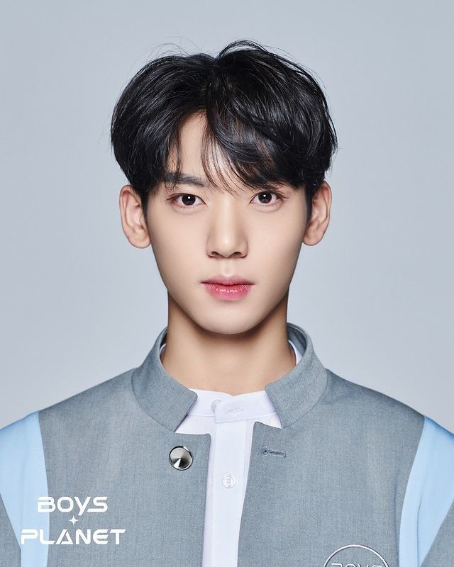 shiningtyu's tweet photo. zb1's snorez line https://t.co/ezetHzpSet