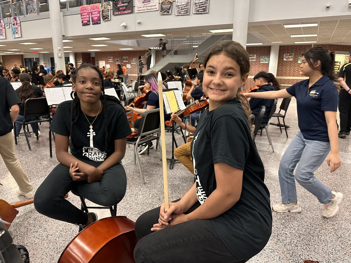 Fox Music tweet media