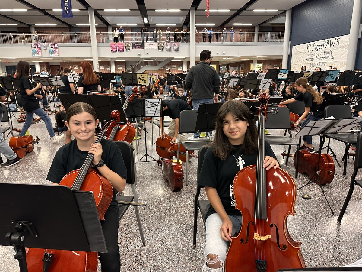 Fox Music tweet media