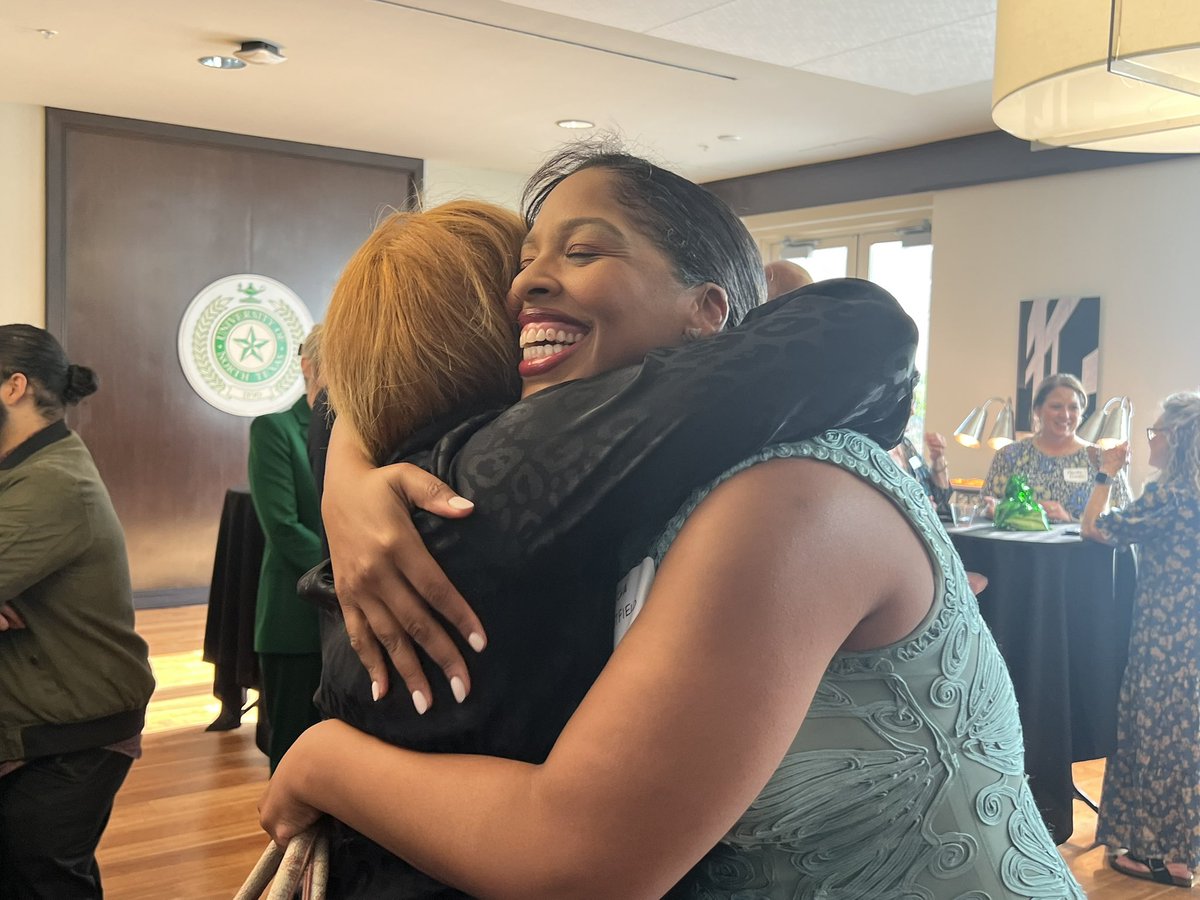 Congrats to <a href="/untnabj/">UNT-NABJ</a> &amp; <a href="/MaybornUNT/">Mayborn School</a>