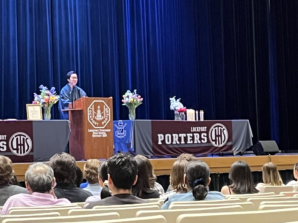 PorterSup205's tweet photo. It is such an honor to have Japanese teacher Eimei Onoda serving at @LockportHS205 for two years as part of the J-Leap program. A terrific speech this evening about how learning languages expands you as a human being. It prevents “hatred and discrimination.” #inspiring https://t.co/gVJUXz2unq