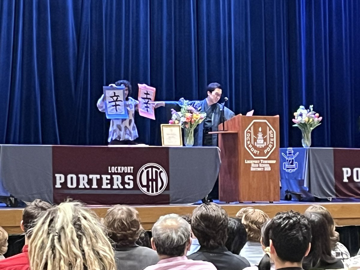 PorterSup205's tweet photo. It is such an honor to have Japanese teacher Eimei Onoda serving at @LockportHS205 for two years as part of the J-Leap program. A terrific speech this evening about how learning languages expands you as a human being. It prevents “hatred and discrimination.” #inspiring https://t.co/gVJUXz2unq