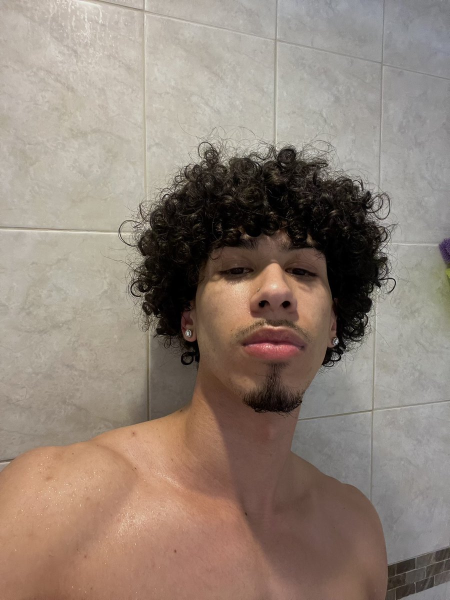 Elijah Rivera on Twitter: “happy 420 🫶🏼”