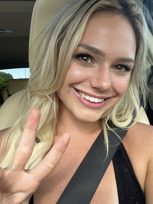 Can you guess what I&rsquo;m thinking about? 👀  #ad https://t.co/hPqpGT1zKN<a href="/tag/ad"class="tags">#ad</a>