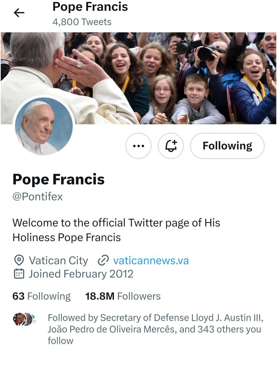 gugachacra's tweet photo. O Elon Musk tirou o selo azul até do Papa Francisco e do Trump. Que coisa ridícula https://t.co/Ipe0JKB7Qj