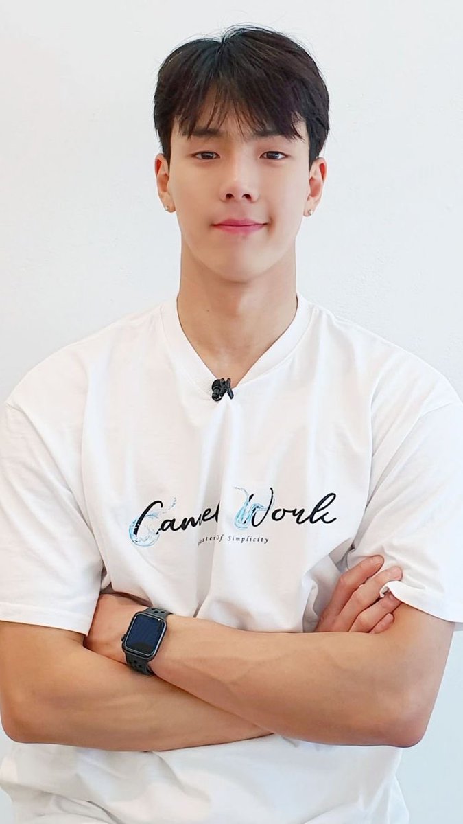 monstaxbr's tweet photo. ❤️‍🩹| "Shownu terminou seu dever como assistente social e será discretamente dispensado sem nenhum evento especial. Com isso, Shownu é o primeiro membro do MONSTAX a concluir seu serviço militar e voltar para seus fãs"

🔗 https://t.co/vQgbVRz34j

#셔누 #SHOWNU https://t.co/tHGLyZRgAV