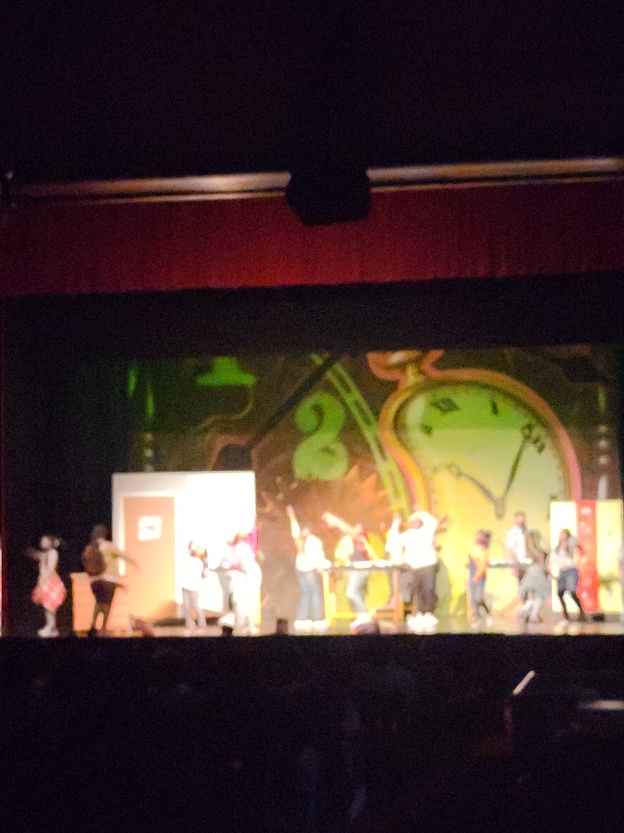 Our students are so talented! Great Spring Show. <a href="/BelalShadin/">Shadin Belal</a> <a href="/Bfearlessleader/">Jason Belton</a> <a href="/OHSFrantan/">Anthony Frantantoni - OHS</a> #movingintogreatness #Orange #goodtogreat
