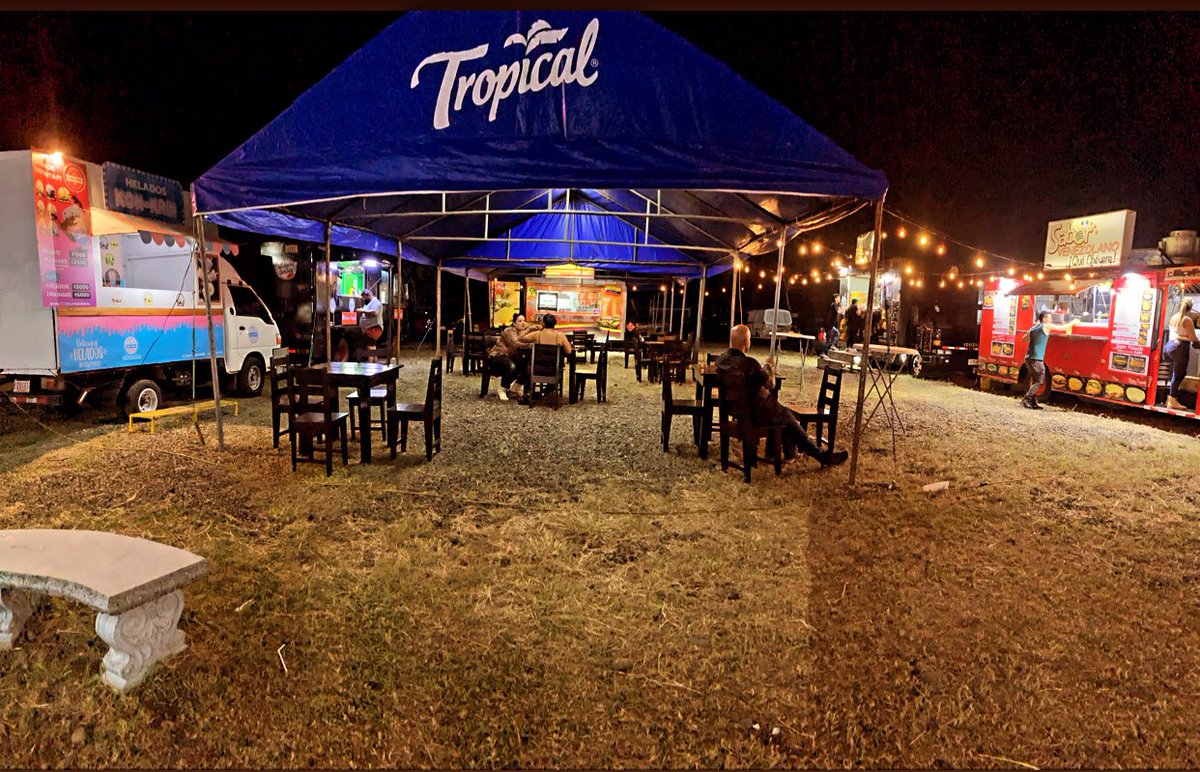 gerald_lcdg's tweet photo. Expo San Carlos 2023 Área de Food Trucks 🔥❤️💙🚚🚨

Los esperamos todos estos días con muchas opciones gastronómicas, entre ellas @CucharaGerald 

#FoodTrucks #LaCuchara https://t.co/5rm5jaffVK