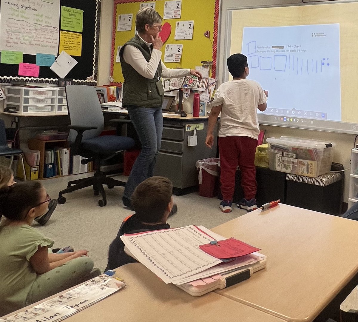 StadleyRough's tweet image. 🤔 Hmmmm this #STRsecondgrade student is concentrating while he plans to represent addends using base ten blocks as he begins to plan to solve this problem!