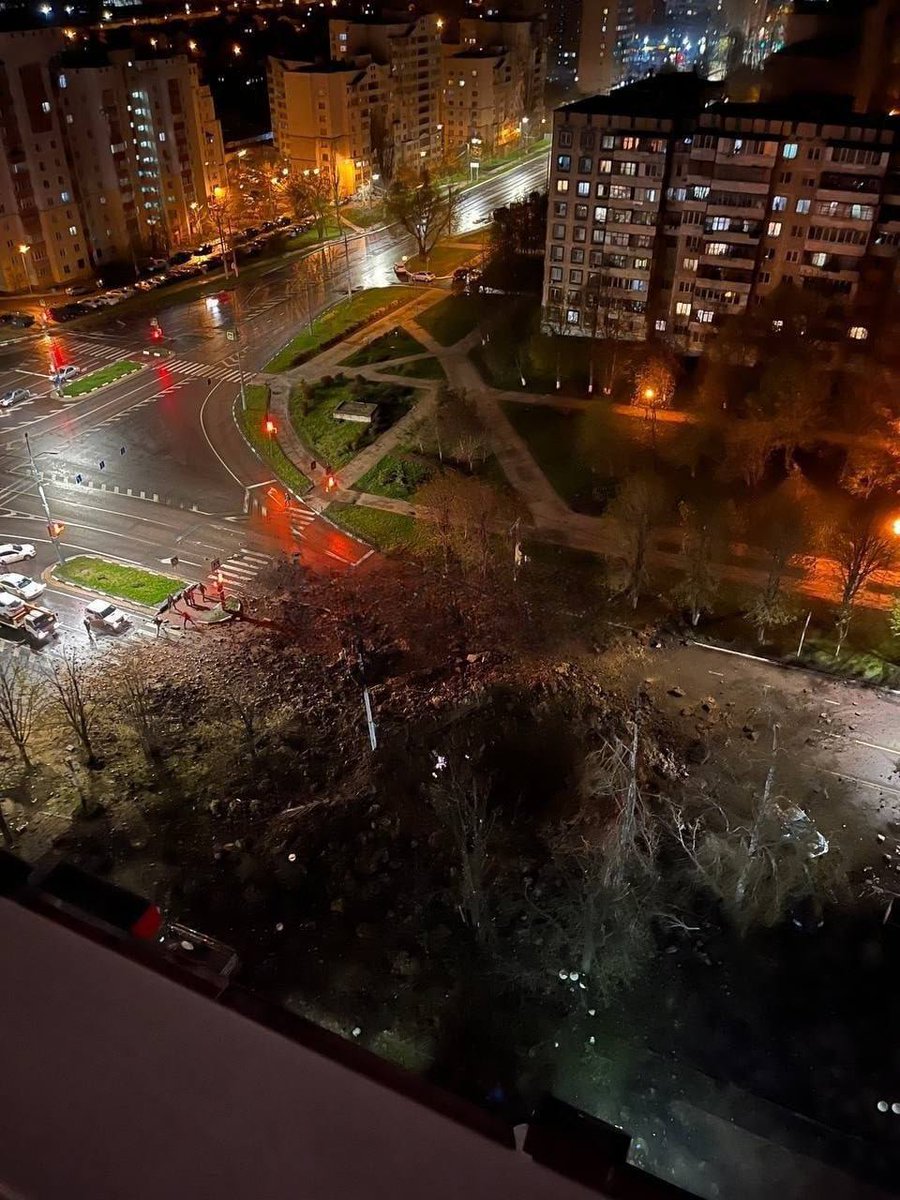 Russian MoD admits its own SU-34 "inadvertently" bombed Russian city of Belgorod, creating a massive crater and damaging residential buildings (says no civilian casualties)