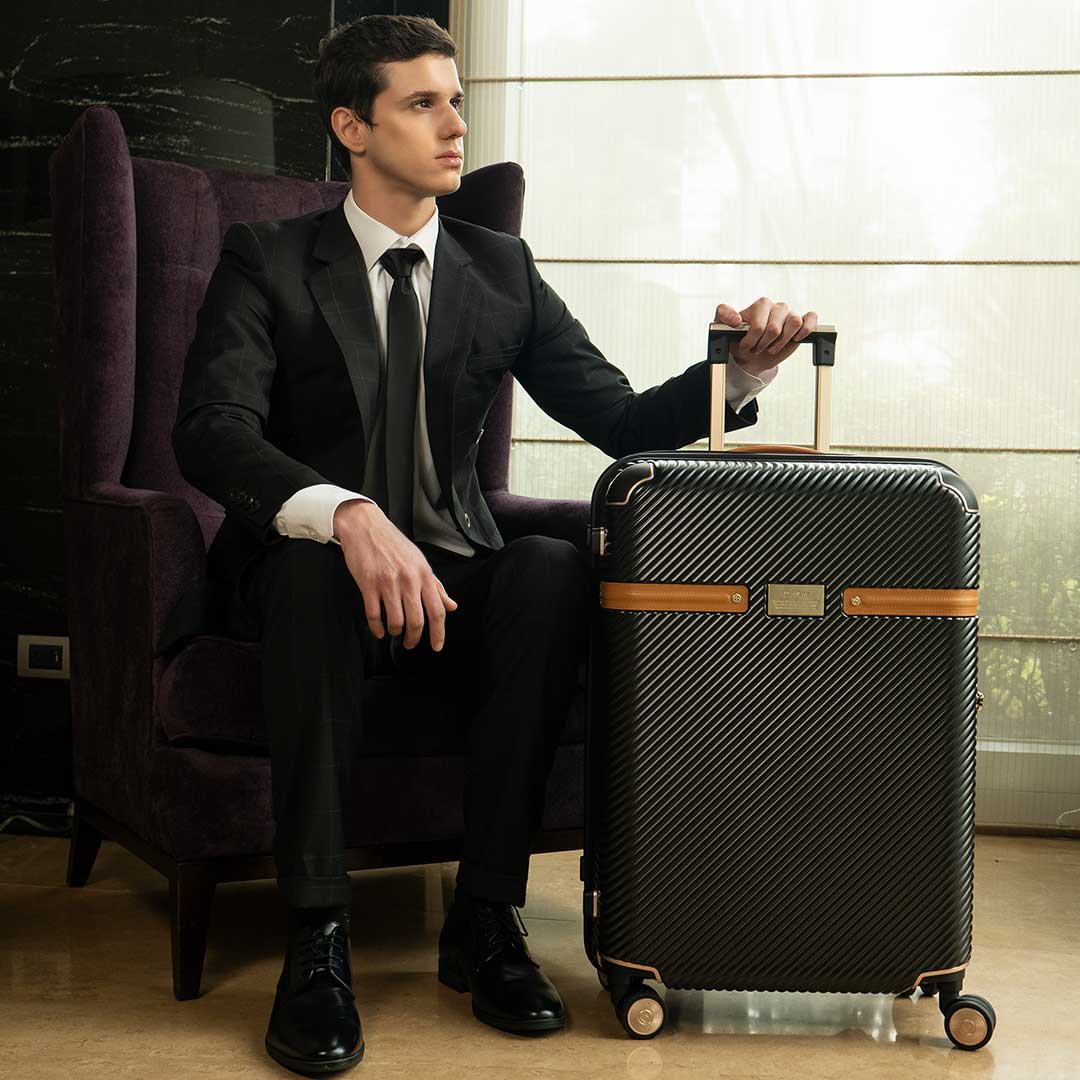 MiSamsonite's tweet photo. Viaja con el toque del lujo y la elegancia que te ofrece Richmond ll.
#RichmondII #MiSamsonite #Maletas #Luxury #ExpectInnovation #PremiumQuality #TravelTheWorld https://t.co/hArHyuWrN0