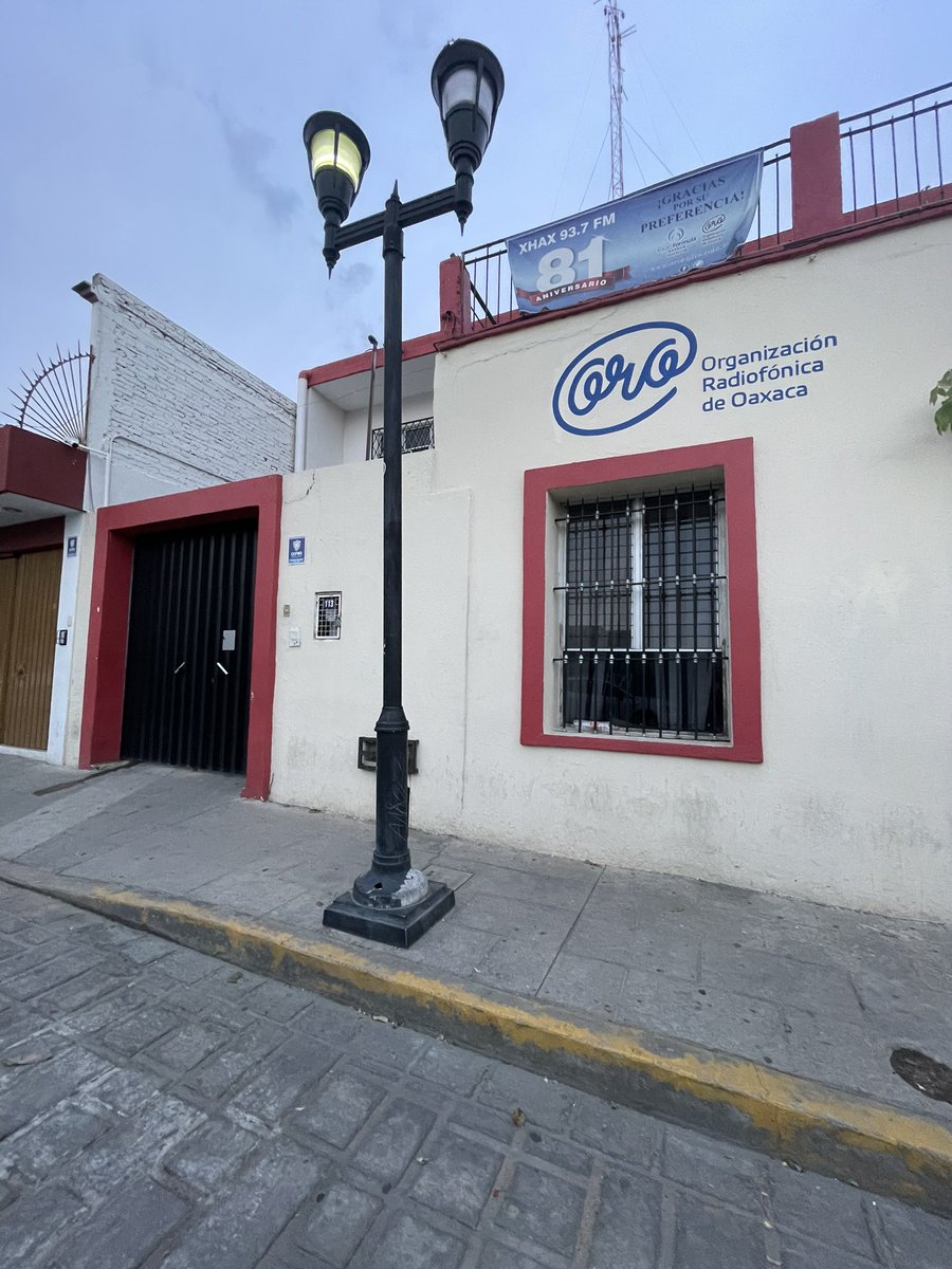 @OFICIALBECCA tweet media