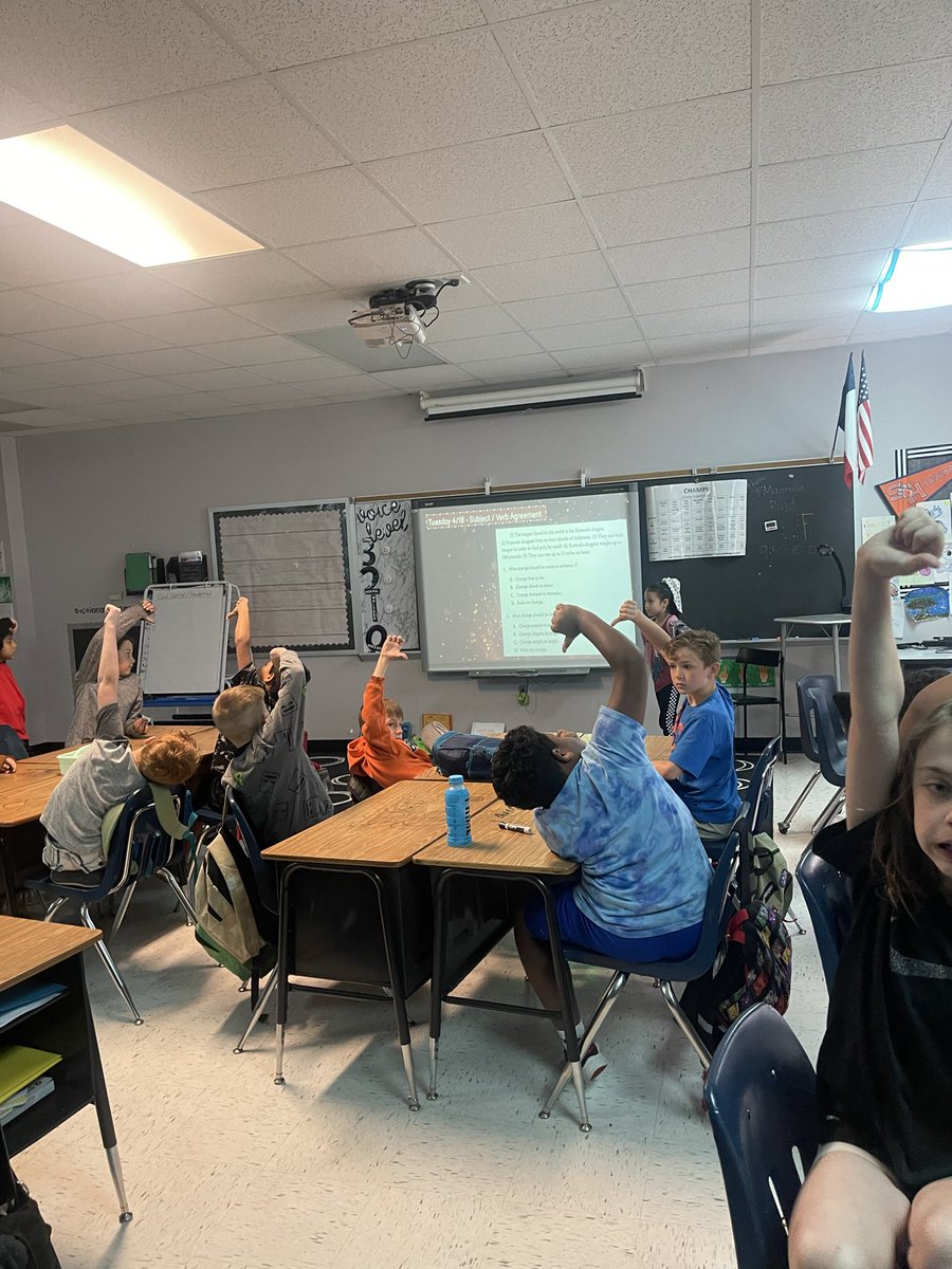 NicolePierro6's tweet photo. If a student can TEACH it they UNDERSTAND it! I love sitting back and letting them take the lead. #WES ✨ https://t.co/1t18aUzvPh