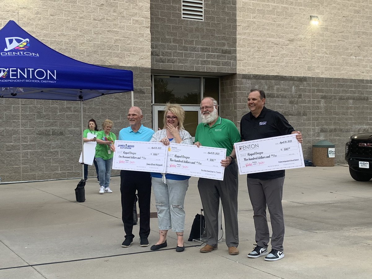 DentonISDsped's tweet photo. Special Congratulations to Special Educator Raquel Orozco - Denton ISD’s Elementary Teacher of the Year #Dentonisd @BlantonElem https://t.co/RsfOO8gd2q