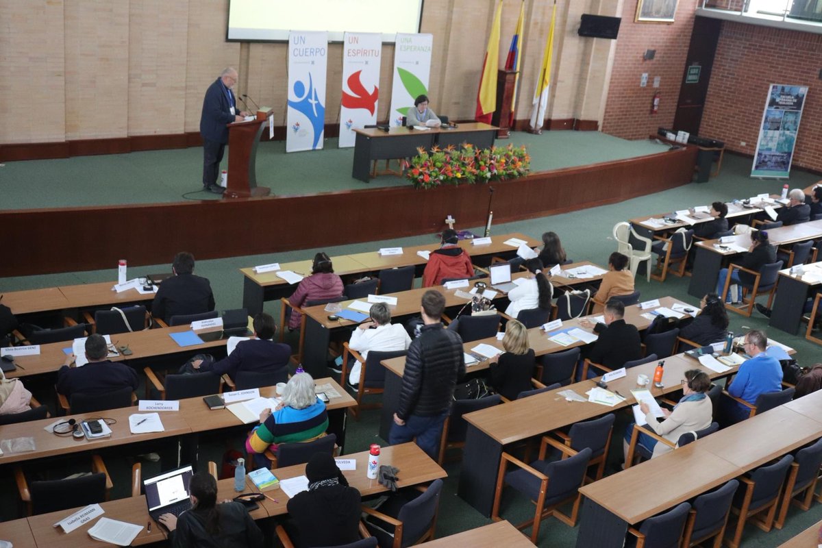 abtbishoplarry's tweet photo. Thursday…thank you for your continuing prayers…today’s agenda at the LWF Pre-Assembly in Bogotá included hearing from the Women and Youth participants, LWF World Services in Colombia and Venezuela, regional meetings, worship…another full day. #abtsynod #myelcic https://t.co/j3WNSEQXMO