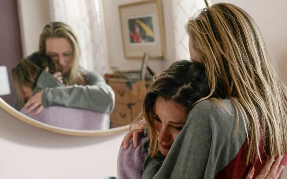 bazmoaked's tweet photo. "Because I knew from the first time I saw you in that bar... You’re the person that I wanted to call." #Station19 https://t.co/F3csp7YFzN