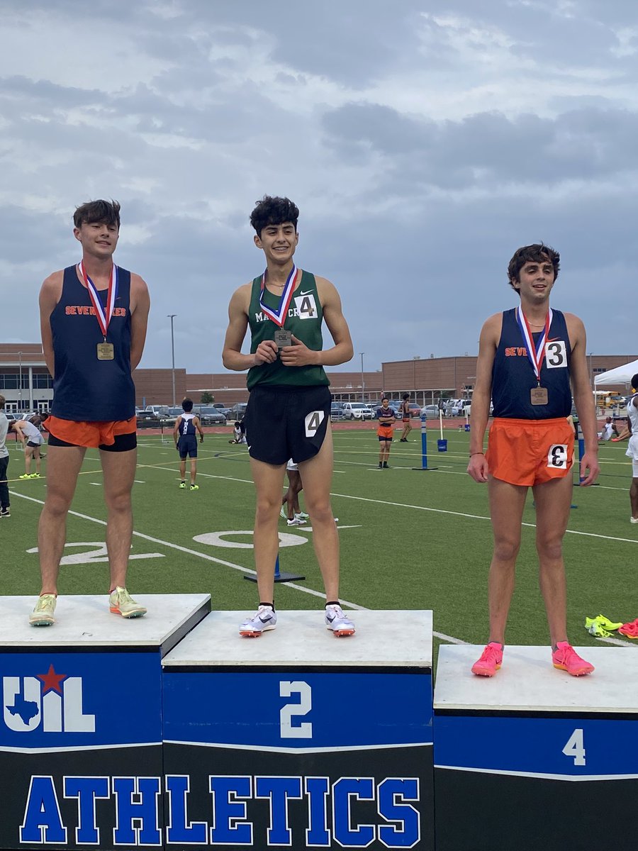 Siemers_XC_TF's tweet photo. We have one more going to the Regional meet. For the first time in a VERY long time, Mayde Creek will have a boy in the 1600m final. Congratulations @Anthonyperez365 for finishing 🥈 at Area!
#TheCreekIsRising https://t.co/X2QgOudi1H