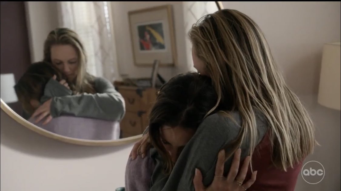 dykejareau's tweet photo. MAYA BISHOP HOLDING HER WORLD IN HER ARMS #station19 https://t.co/175XUWKEW2
