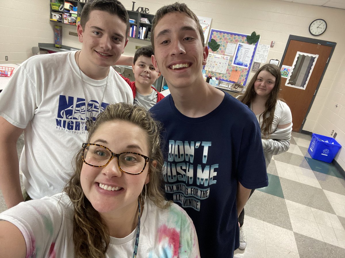 J_Blackmond's tweet photo. These rockstars make “work” easy! 💙🤍 #onenest @NagelNighthawks @nagel4a https://t.co/TxEKSfhfOD