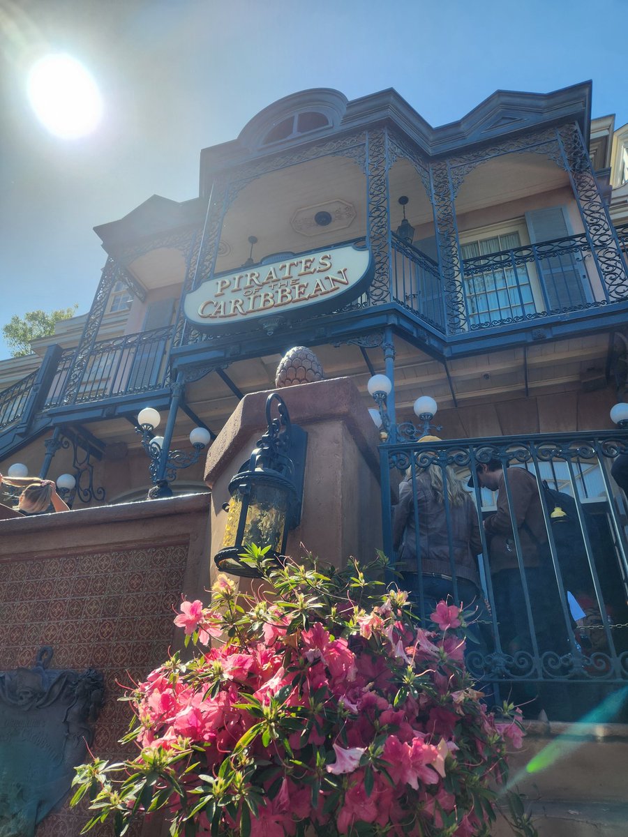 DisneyG1313's tweet photo. https://t.co/EpCxf62xLw