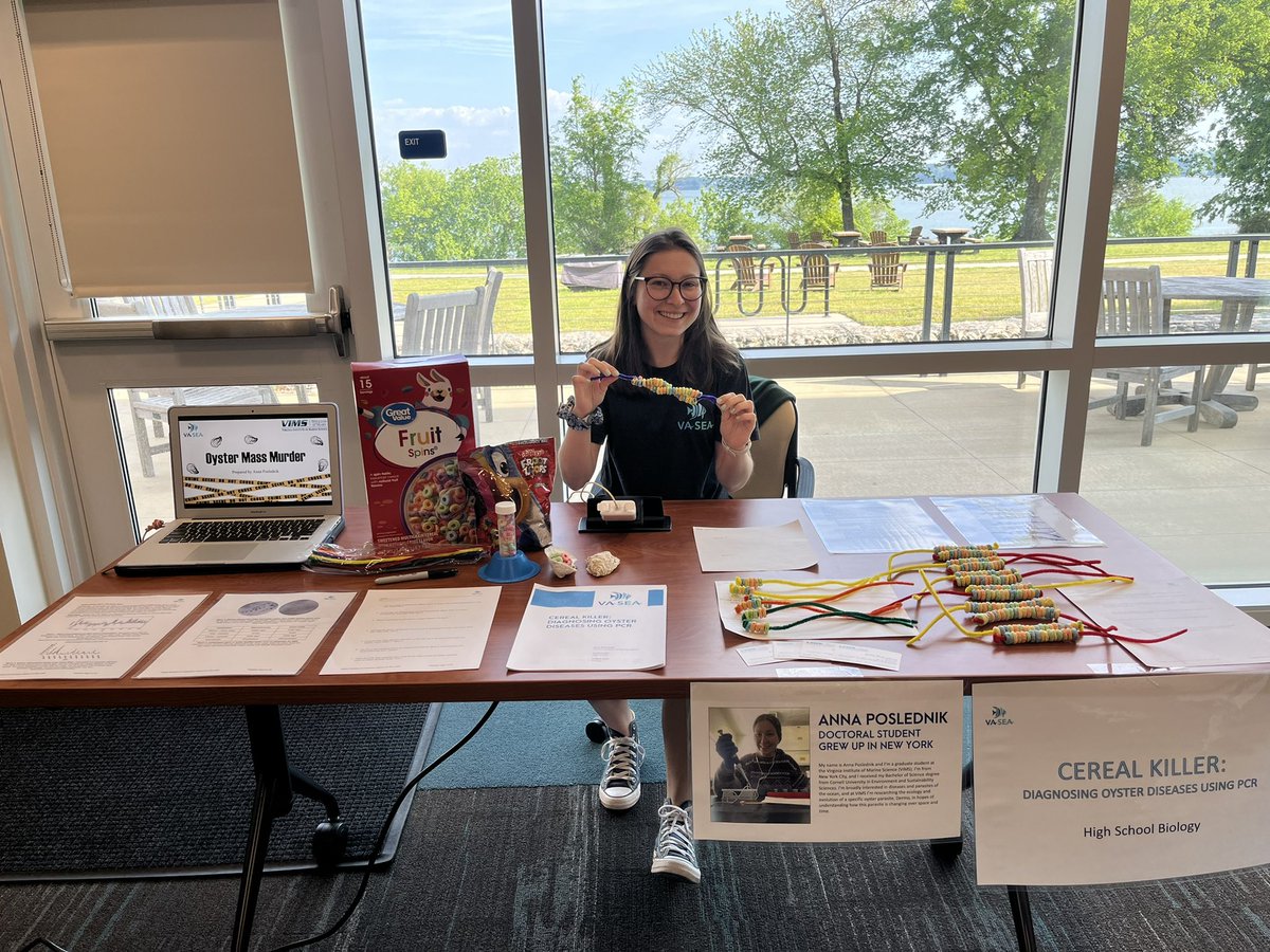 PoslednikAnna's tweet photo. Had so much fun at the VA SEA Expo tonight, where VA teachers learned about my HS biology lesson plan: “Cereal Killer: Diagnosing Oyster Diseases with PCR”! My tasty lesson plan asks students to solve a murder mystery with crime scene data, cereal, and pipe cleaners 🧬🔎👩‍🔬 https://t.co/ebybNcLNFj