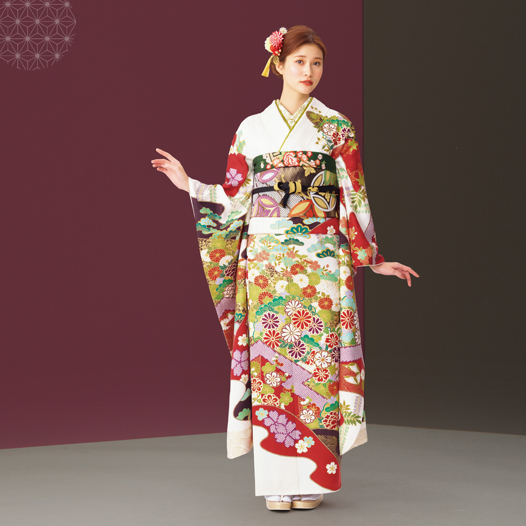驚きの価格が実現 305z2〇鈴乃屋取扱い 小柄な方にも シンプル 振袖