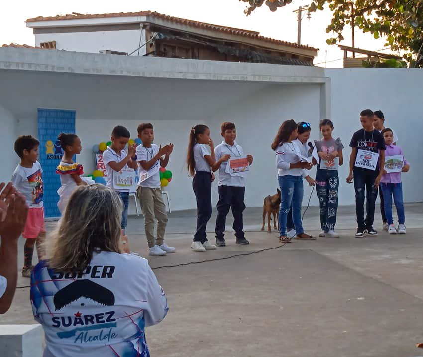 #20Abr En el marco del XXIII Aniversario de la @Lopnna y el mes del Autismo, más de 60 niños recibieron el apoyo del @CPNNA y la <a href="/asonacopvzla/">ASONACOP</a>, tramitando permisos de viajes y atención psicológica, además de la formación de adultos en Materia de Protección de NNA!